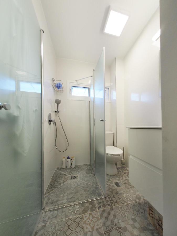 Studio Ariana And Patio Bat Yam Exterior foto
